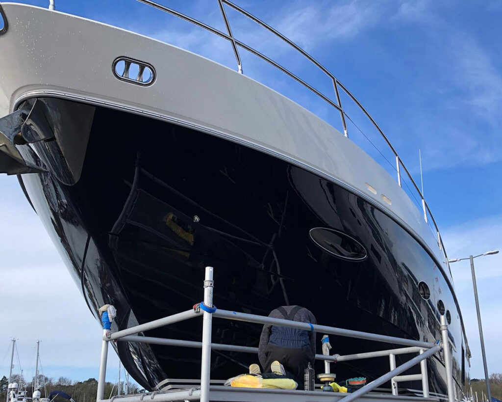 boat polishing